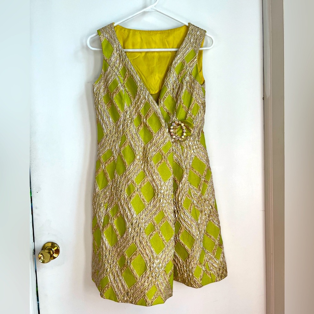 Vintage sparkly cocktail dress, size M